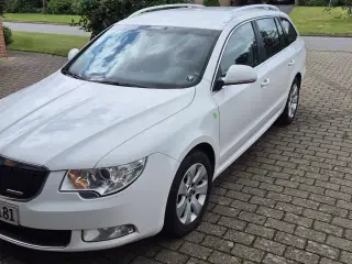 SKODA SUPERB COMBI, 1,6 TDI Greenline
