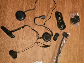 Intercom, Sena