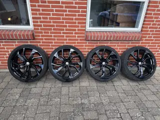 22" Concept alufælge med Pirelli sommerdæk
