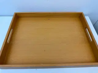Stor bakke i træ (Nissen design)