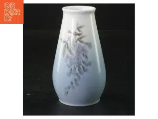 Porcelænsvase fra B&G (str. 12 cm. 6,5 cm i diameter)