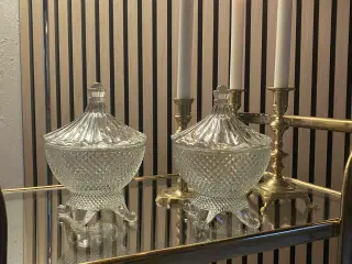 Smukke Bon Bonniere i presset glas-solgt