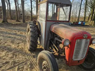 Massey Ferguson 35