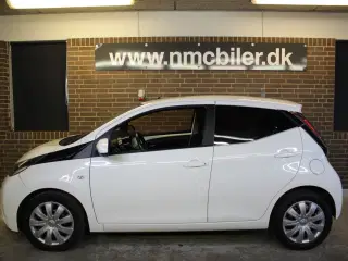 Toyota Aygo 1,0 VVT-i x-cellence