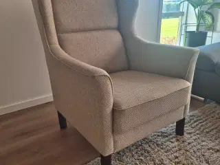 Lænestol i beige stof