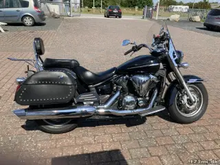 Yamaha XVS 1300 A