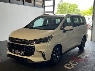 Maxus Euniq5 52 Exclusive 7prs