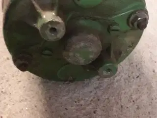 John Deere 12 v starter 