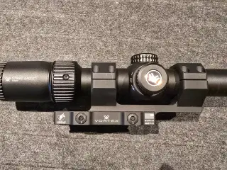 Vortex Strike-Eagle 1-8x24 AR-BDC3 MOA med QD-moin