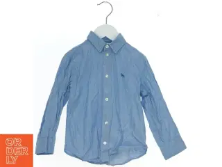 Lyseblå langærmet skjorte fra H&M (str. 104)