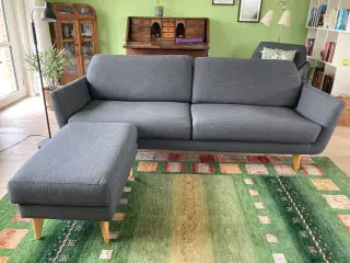 Sofa med puf, 3 pers., mørkegråt stof