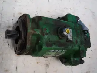 John Deere 9780CTS Hydrostatmotor AH128541