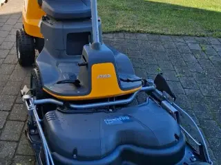 Stiga Frontrider Park 300 M inkl. 85 cm klippeaggr
