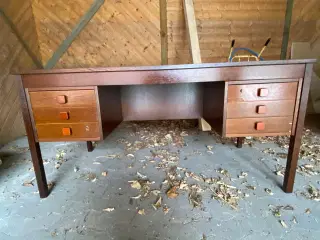 Skrivebord