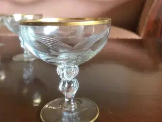 Mågestel glas
