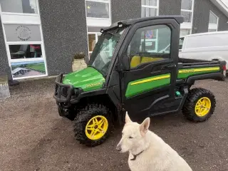 John Deere XUV865M ELTIP ,ALUHJUL,  LUKKET KABINE MED VARME