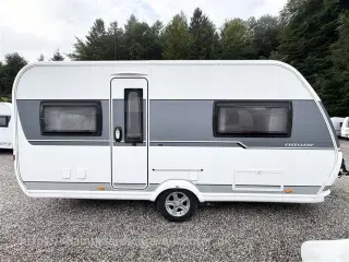 2020 - Hobby Excellent 460 UFe   Fransk seng-Gulvtemp.-Mover-Telt