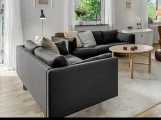 Sort sofa Søren Lund 