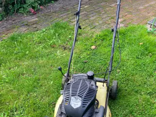 Græsslåmaskine 