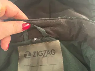 Zigzag flyverdragt str 104-110(4 år)
