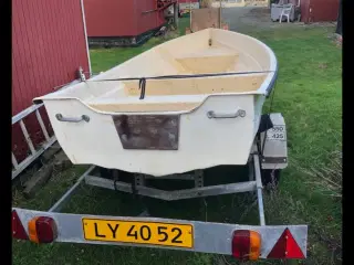 Jolle og trailer 