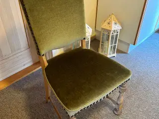 Vintage stol med grøn plys