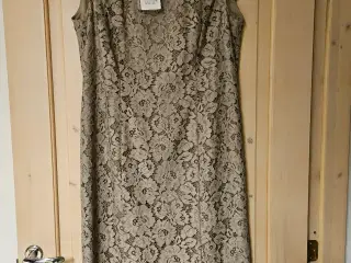 Ny kjole (HABELLA)