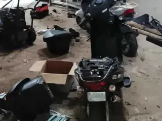 2 knallerter sælges