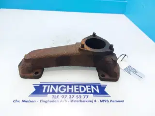 Hydrema 806 Udstødningsmanifold 571210