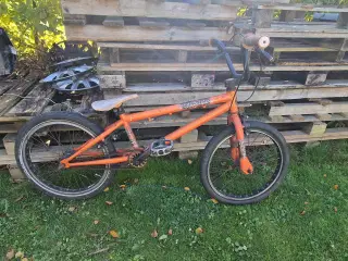 BMX cykel