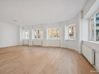 Moderne kontor i starten af Vesterbrogade.