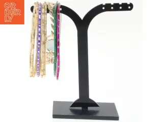 Diverse armbånd (str. Diameter 6 og en halv cm)