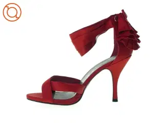 Stiletter fra New Look (str. 39)