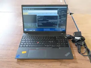 Bærbar computer LENOVO L15