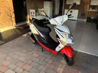 Vga Explora EU4. 30 km. 2020