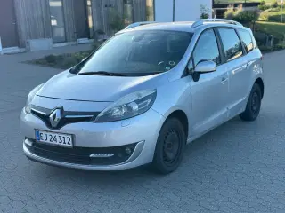 RENAULT GRAND SCENIC 1.5 dCi 110 7 personers