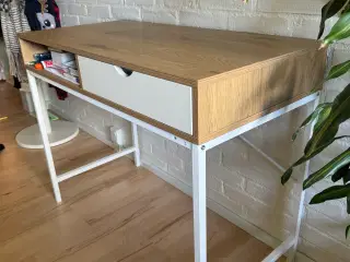 new desk for house 