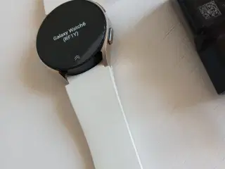 Samsung Galaxy  Watch 6 40mm BT Gold Smart Watch