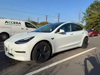 Tesla Model 3  Long Range AWD