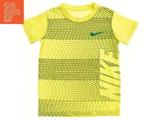 Gul T-shirt med print fra Nike (str. 110)