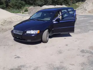 Volvo V70 170