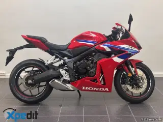 Honda CBR 650 R E-Clutch