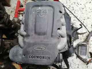 Motor Ford Cosworth 2.9 V6 24V