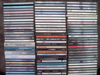 850 POP/ROCK/KLASSISKE CDer sælges stykvis….      