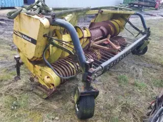 New Holland 356W Pickup