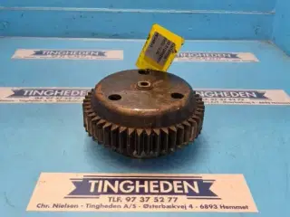 John Deere 6125HZ001 Oliepumpe RE502752