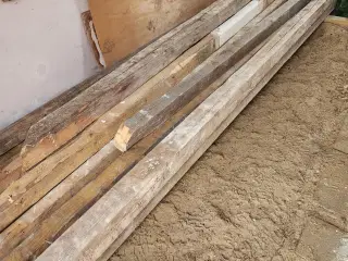 Brugte træbjælker 