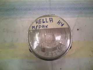 HELLA FORLYGTE