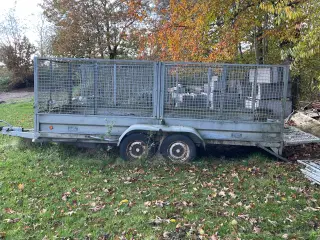Stor Maskintrailer med vippelad 