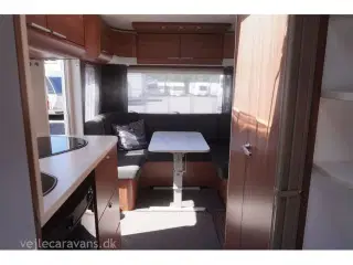 2011 - Adria Adora Supreme 472 LU